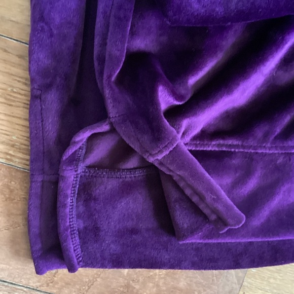32 Degrees Velour Long Sleeve in Deep Purple - Picture 3 of 3